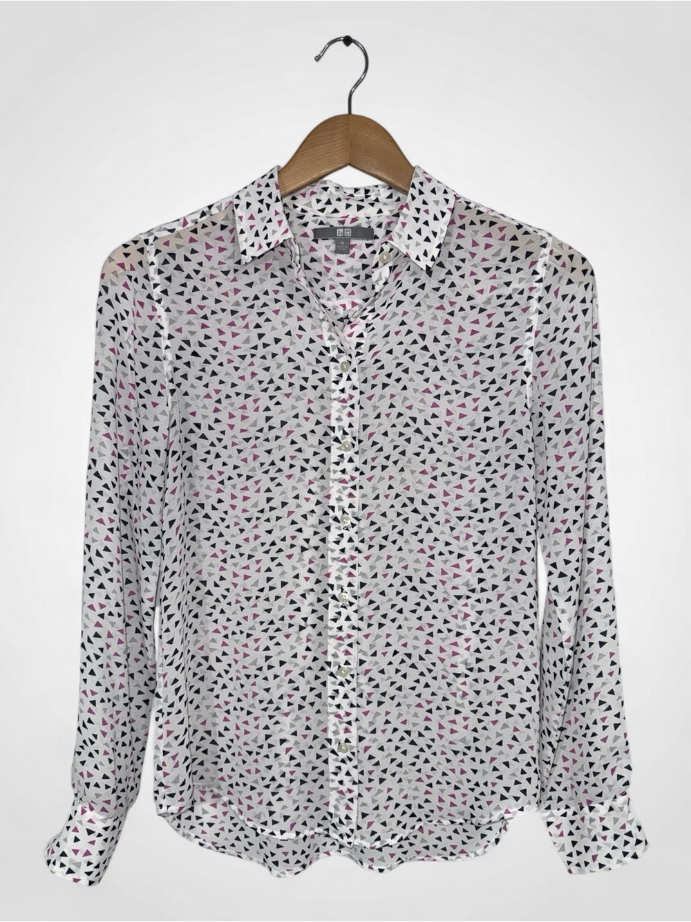 WSH81 {Uniqlo} White Geometric Print Long Sleeve Button Down Blouse Top Shirt